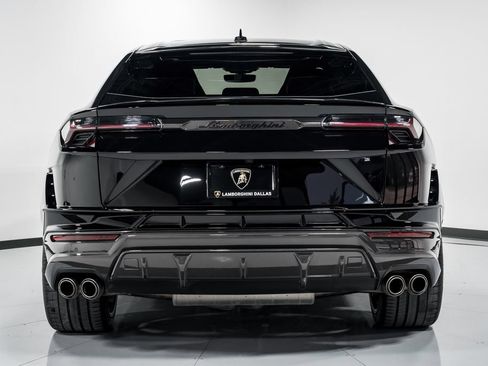 Used 2024 Lamborghini Urus Performante AWD/4WD image 4
