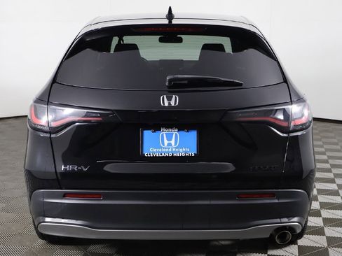 Used 2023 Honda HR-V Sport image 11