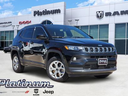 Used 2025 Jeep Compass Latitude