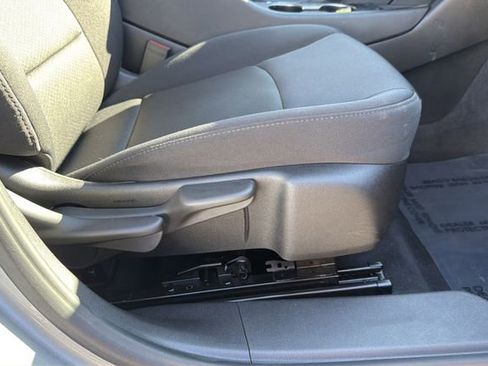 Certified 2023 Chevrolet Malibu LS image 21