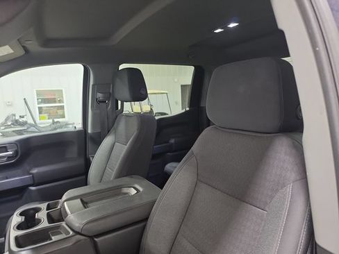 Used 2023 Chevrolet Silverado 1500 Custom AWD/4WD image 16