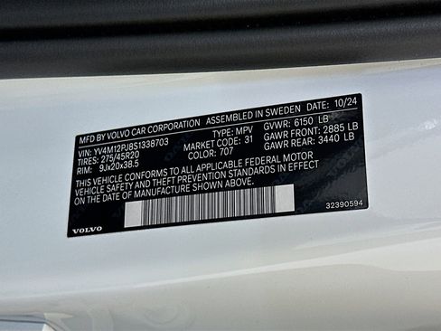 Used 2025 Volvo XC90 B5 Core image 12