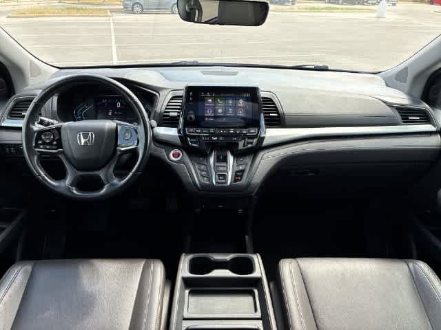 Used 2018 Honda Odyssey Touring image 16
