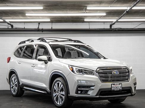 Used 2022 Subaru Ascent Limited w/ Technology Package image 7