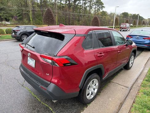 Used 2023 Toyota RAV4 LE image 5