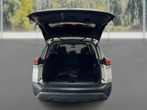 Used 2021 Nissan Rogue SV FWD image 13
