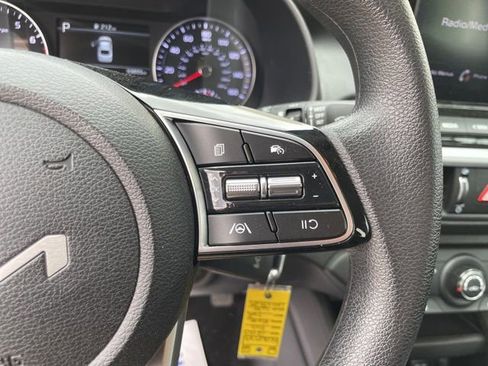 Certified 2023 Kia Forte LXS FWD image 18