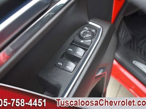 Used 2023 Chevrolet Silverado 1500 LT AWD/4WD image 17