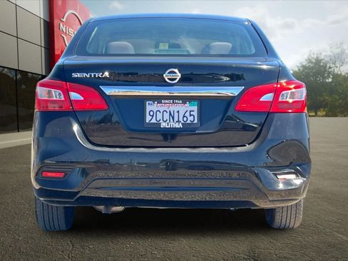 Used 2018 Nissan Sentra S FWD image 8