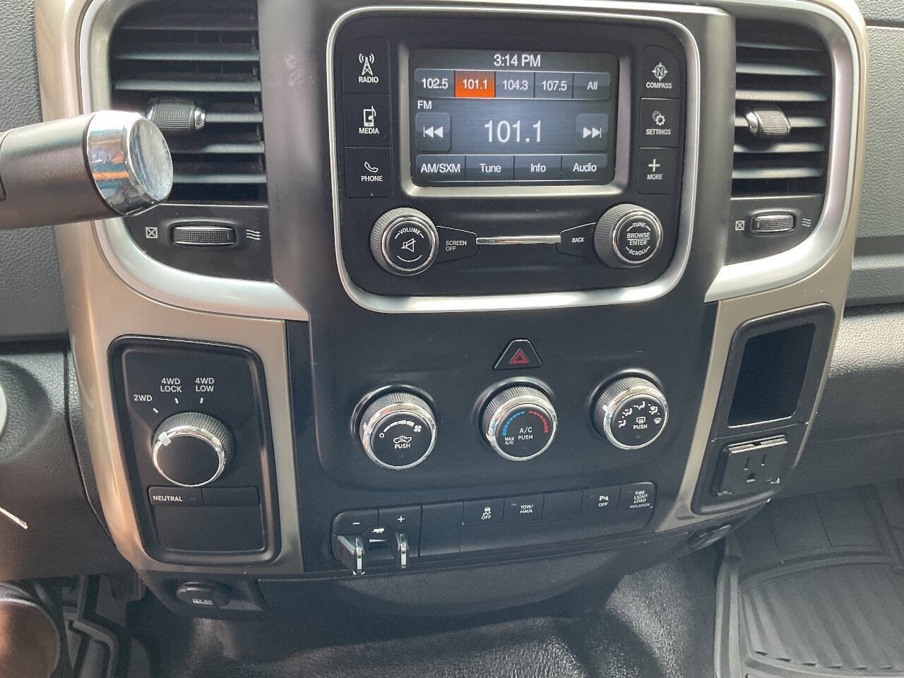 Used 2013 RAM 2500 Outdoorsman w/ Luxury Group AWD/4WD image 16