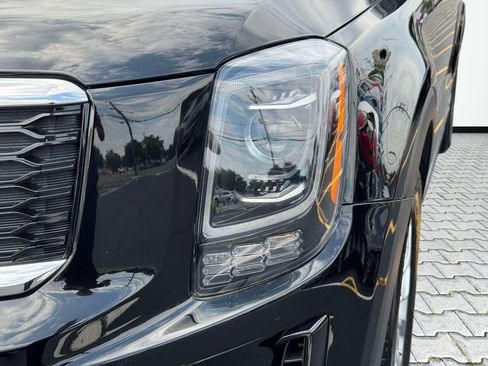 Used 2022 Kia Telluride LX AWD/4WD image 9