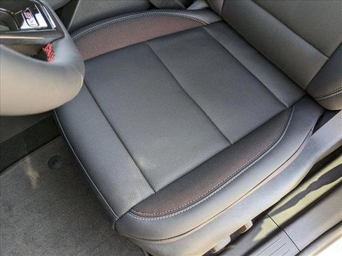 New 2025 Chevrolet Equinox EV RS image 4