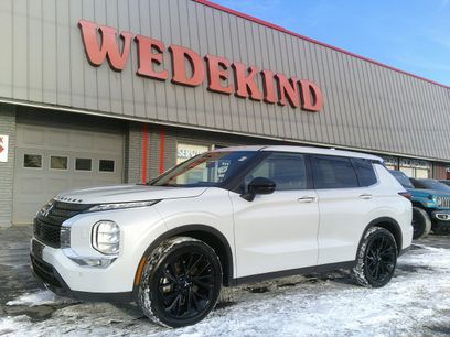 Used 2022 Mitsubishi Outlander SE