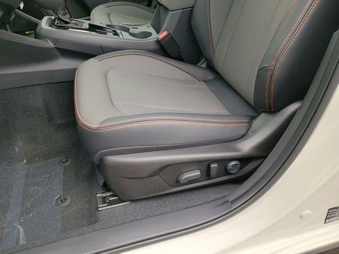 New 2026 Subaru Crosstrek 2.5i Limited image 9