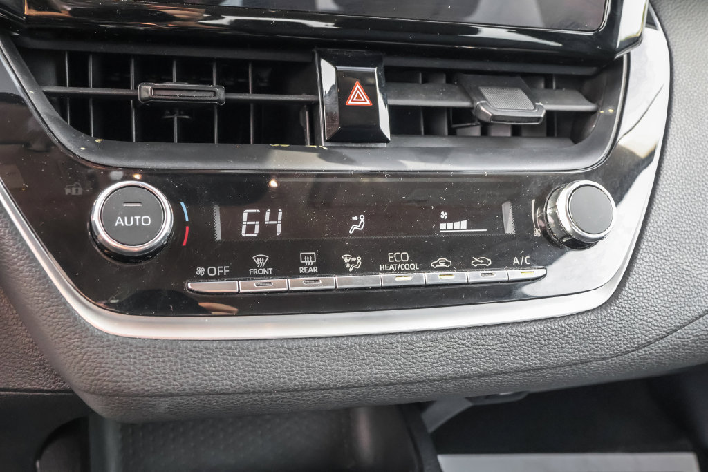 Used 2024 Toyota Corolla LE FWD image 23