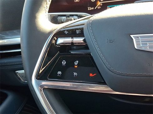 New 2025 Cadillac Escalade IQ Luxury 2 image 19