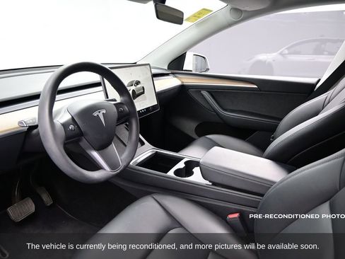 Used 2023 Tesla Model Y Long Range image 6