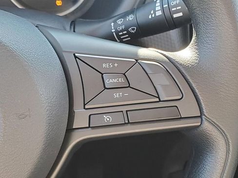 Certified 2025 Nissan Kicks Play S image 20