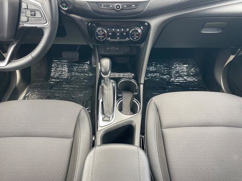 Used 2022 Buick Encore GX Select w/ Experience Buick Package image 17