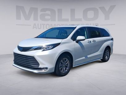 Used 2023 Toyota Sienna XLE