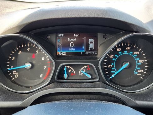 Used 2016 Ford Escape Titanium w/ Equipment Group 301A AWD/4WD image 19