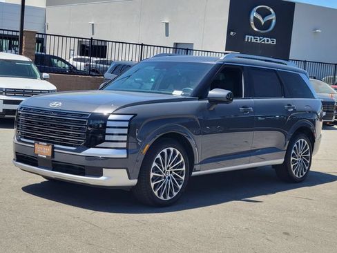 New 2026 Hyundai Palisade Calligraphy AWD/4WD image 2