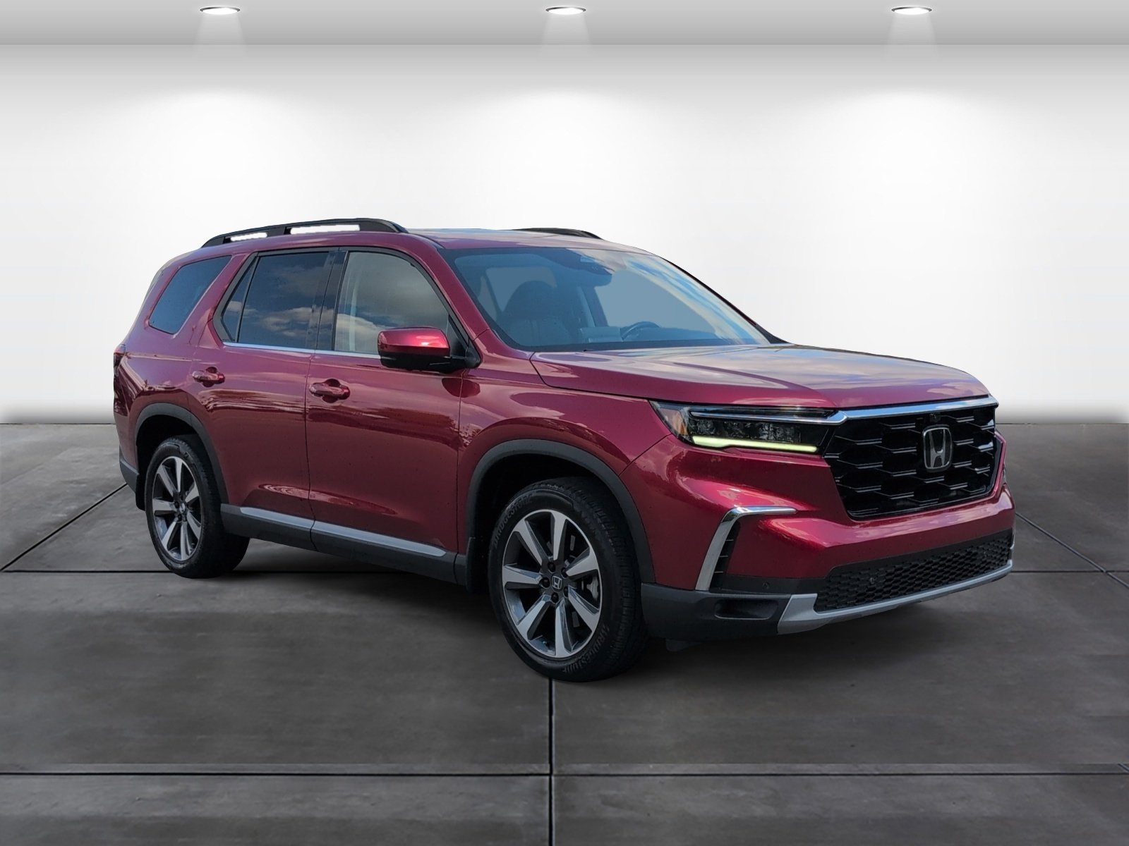 Certified 2024 Honda Pilot Elite image 2