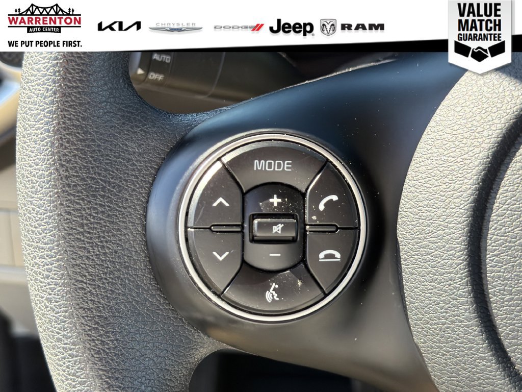 Used 2022 Kia Soul LX FWD image 18