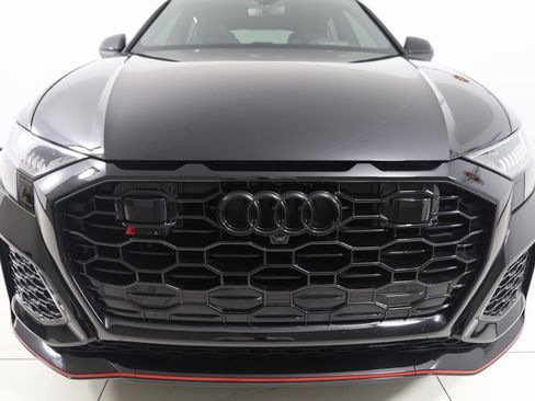Used 2023 Audi RS Q8 image 59