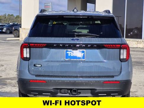 New 2026 Ford Explorer Active image 7