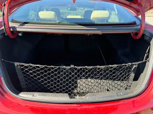 Used 2012 Hyundai Elantra GLS image 14