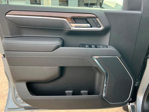 New 2026 Chevrolet Silverado 1500 LT w/ Z71 Off-Road Package image 15