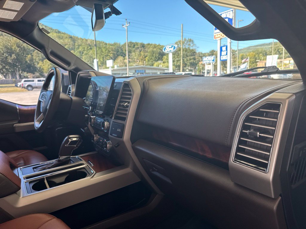 Used 2019 Ford F150 King Ranch w/ Equipment Group 601A Luxury AWD/4WD image 21