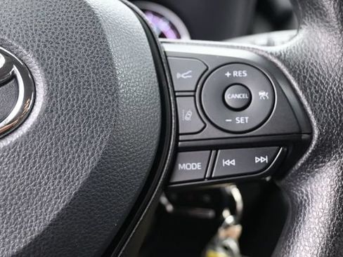 Certified 2025 Toyota RAV4 LE AWD/4WD image 20