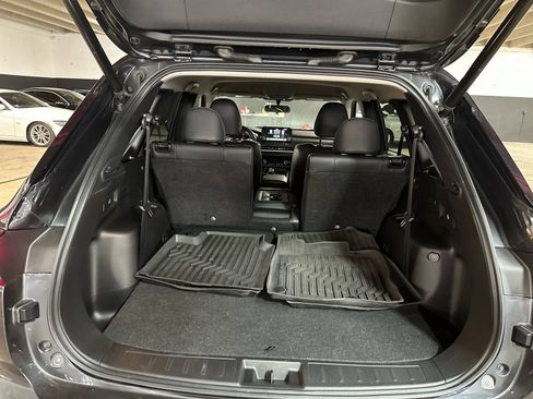 Used 2024 Mitsubishi Outlander FWD image 9