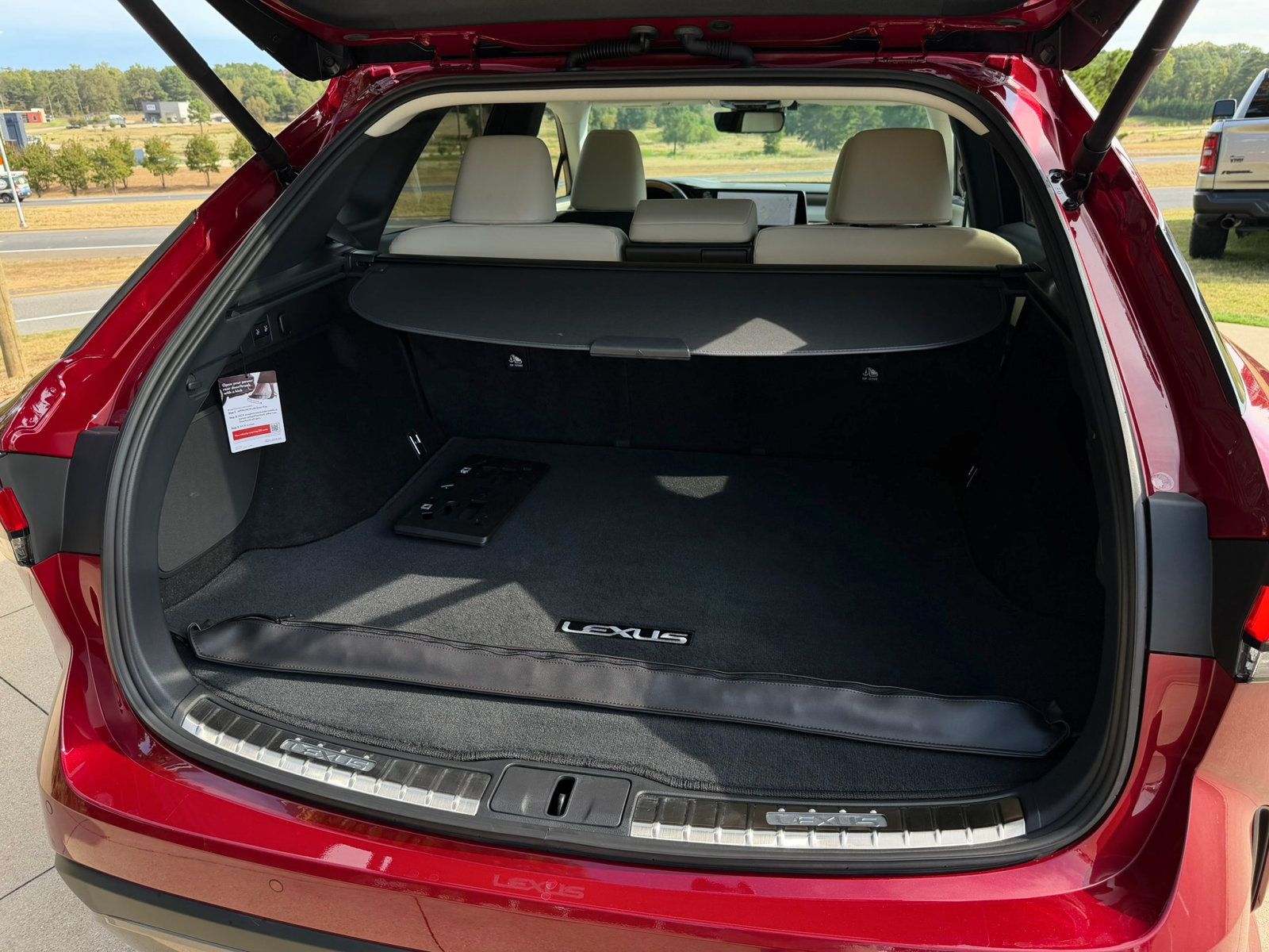Used 2024 Lexus RX 350 Premium w/ Convenience Package FWD image 33