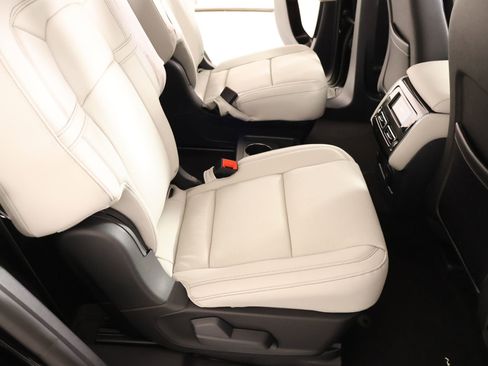 New 2026 Lincoln Aviator Reserve AWD/4WD image 15
