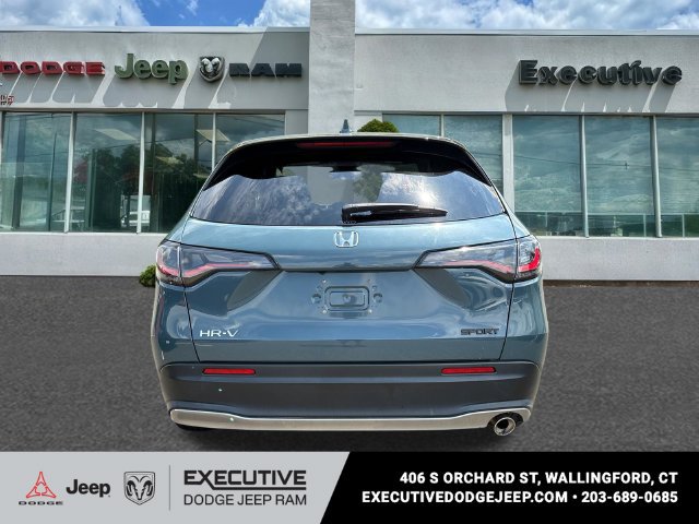 Used 2024 Honda HR-V Sport image 3