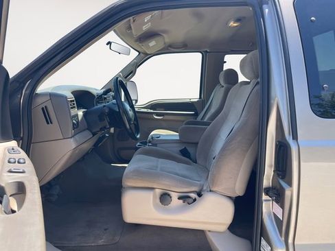 Used 2002 Ford F350 XLT AWD/4WD image 9