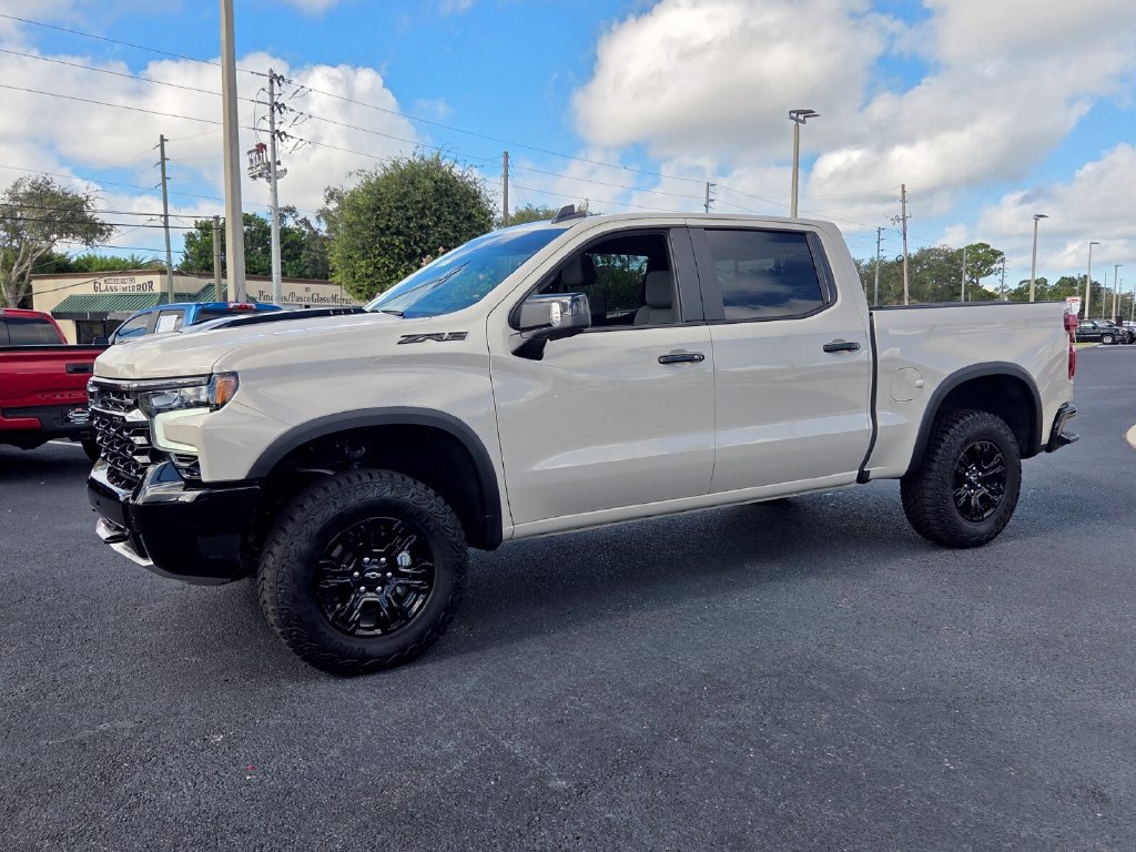 Certified 2026 Chevrolet Silverado 1500 ZR2 w/ Dark Appearance Package AWD/4WD image 4