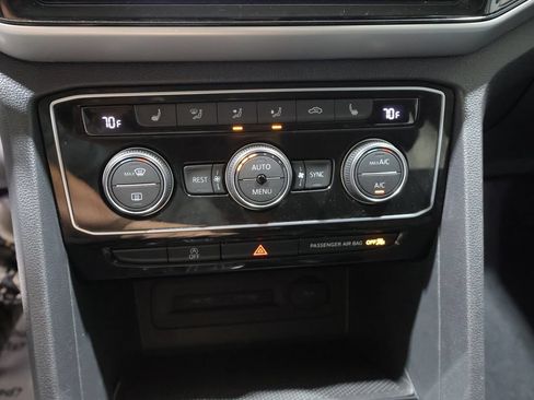 Used 2023 Volkswagen Atlas SE AWD/4WD image 29