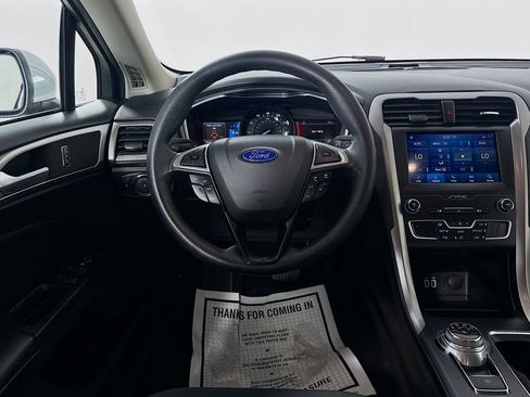 Used 2020 Ford Fusion SE FWD image 21