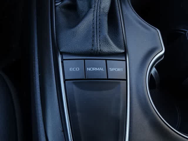 Certified 2022 Toyota Camry SE FWD image 32