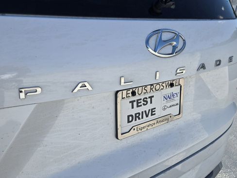 Used 2021 Hyundai Palisade Limited image 9