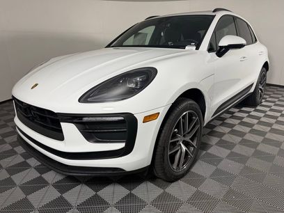 Certified 2025 Porsche Macan 2.0T