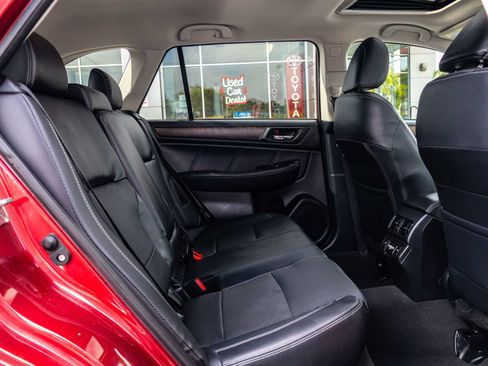 Used 2018 Subaru Outback 2.5i Limited AWD/4WD image 22