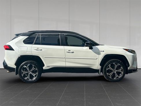 Used 2021 Toyota RAV4 XSE w/ Weather Package image 6