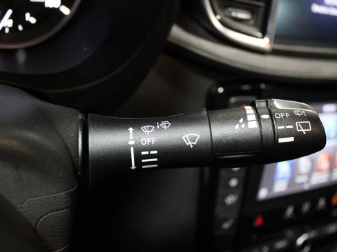 Used 2022 INFINITI QX50 Luxe w/ Appearance Package image 37