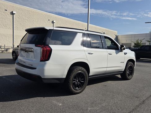 Used 2022 GMC Yukon AT4 w/ AT4 Premium Plus Package AWD/4WD image 6