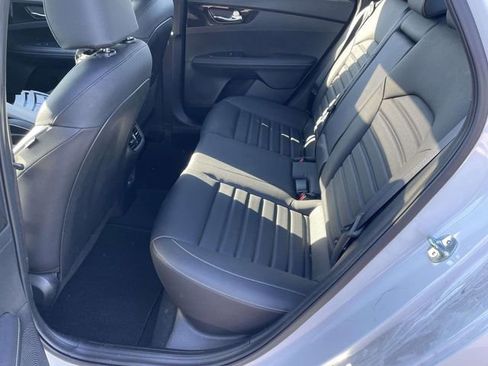 Used 2024 Kia Forte GT-Line w/ GT-Line Premium Package image 9